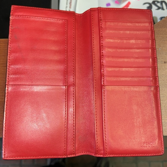 fendi wallet - Picture 2 of 5